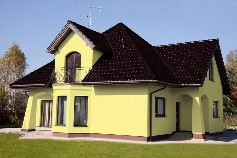 Jaki kolor dachu do żółtej elewacji? Najlepsze wybory, które zachwycą